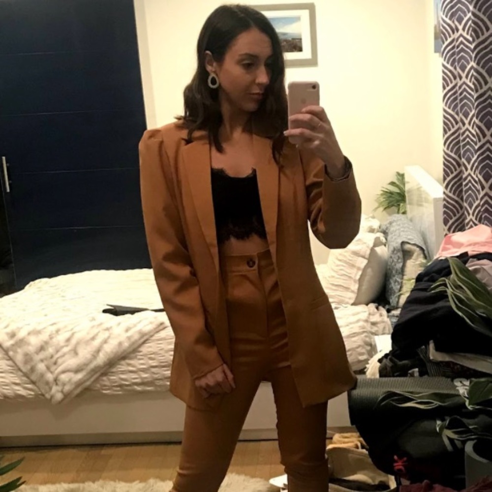 In The Style 2-Piece Suit Blazer & High Waist Pants Camel Color Size 6 XS - Picture 14 of 14